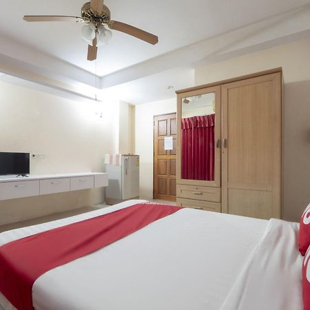 Billabong Hotel Pattaya Buitenkant foto